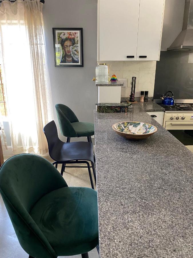 Cosy And Unique Family Retreat In Hout Bay Villa Fokváros Kültér fotó
